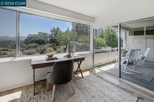 1941 Skycrest Dr 6, Walnut Creek, CA 94595