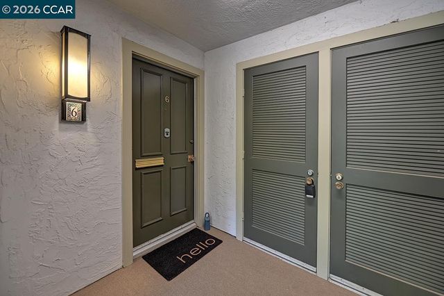1941 Skycrest Dr 6, Walnut Creek, CA 94595