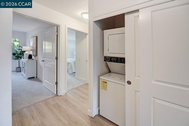 1941 Skycrest Dr 6, Walnut Creek, CA 94595