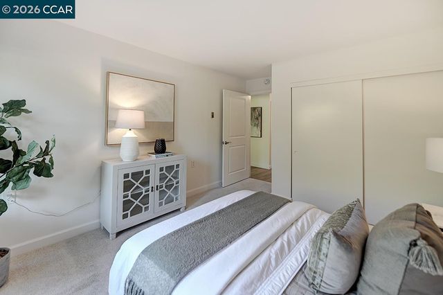1941 Skycrest Dr 6, Walnut Creek, CA 94595