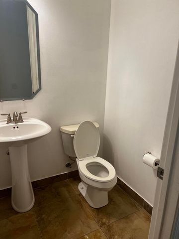 9555 Phipps Lane, Wellington, FL 33414