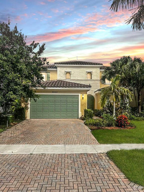 9555 Phipps Lane, Wellington, FL 33414