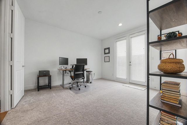 4009 University Grove Street, Houston, TX 77023