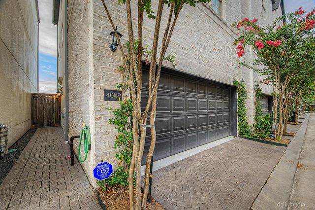 4009 University Grove Street, Houston, TX 77023