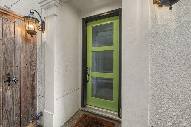 4009 University Grove Street, Houston, TX 77023