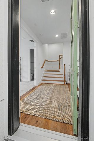 4009 University Grove Street, Houston, TX 77023