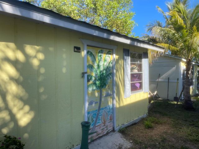 1099 7th Street, Okeechobee, FL 34974