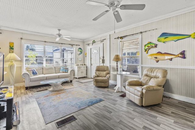 1099 7th Street, Okeechobee, FL 34974