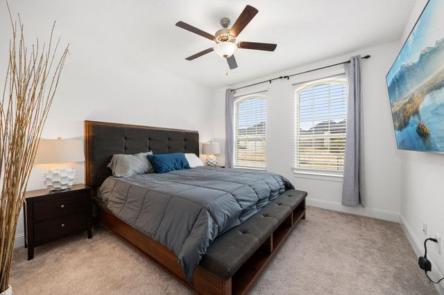 1021 Lakemont Bend Lane, Pinehurst, TX 77362