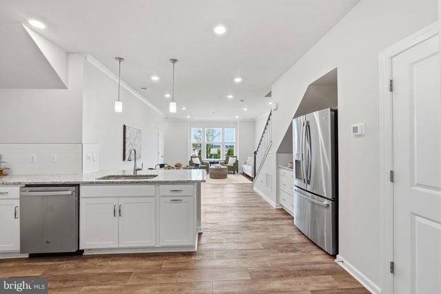 2325 STEPHANIE TESSA LN, Woodbridge, VA 22191