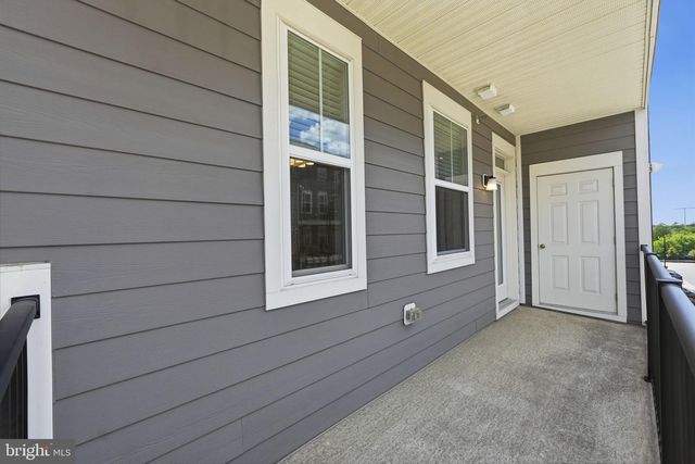 2325 STEPHANIE TESSA LN, Woodbridge, VA 22191