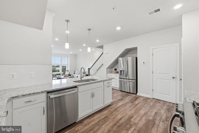 2325 STEPHANIE TESSA LN, Woodbridge, VA 22191