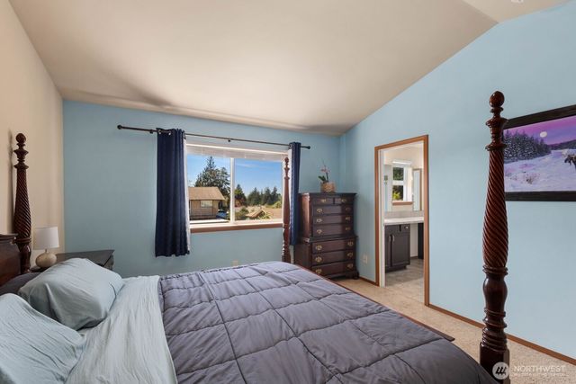 553 NE Nantucket Street, Bremerton, WA 98310
