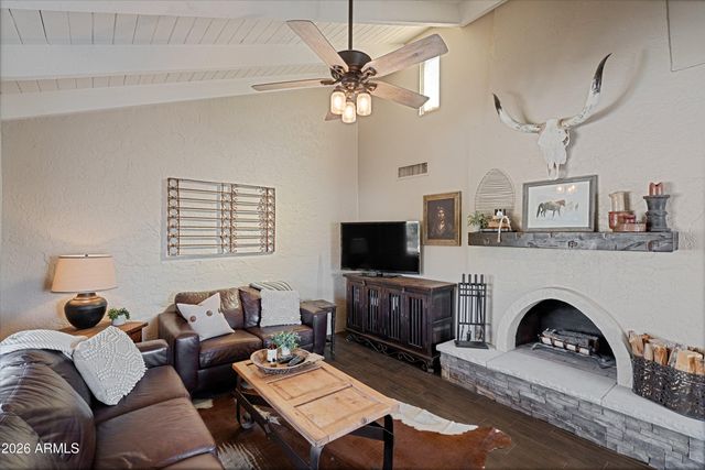 7501 E HAPPY HOLLOW Drive 5, Carefree, AZ 85377