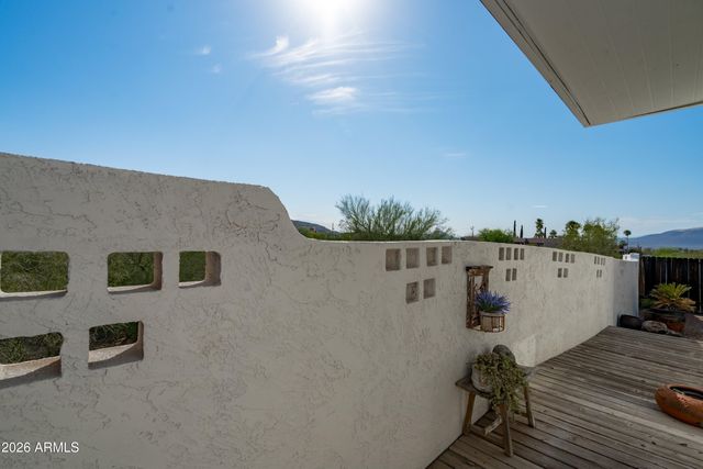 7501 E HAPPY HOLLOW Drive 5, Carefree, AZ 85377
