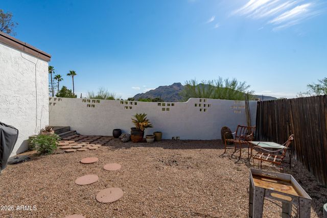 7501 E HAPPY HOLLOW Drive 5, Carefree, AZ 85377