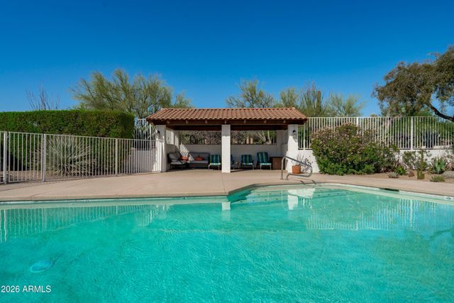 7501 E HAPPY HOLLOW Drive 5, Carefree, AZ 85377