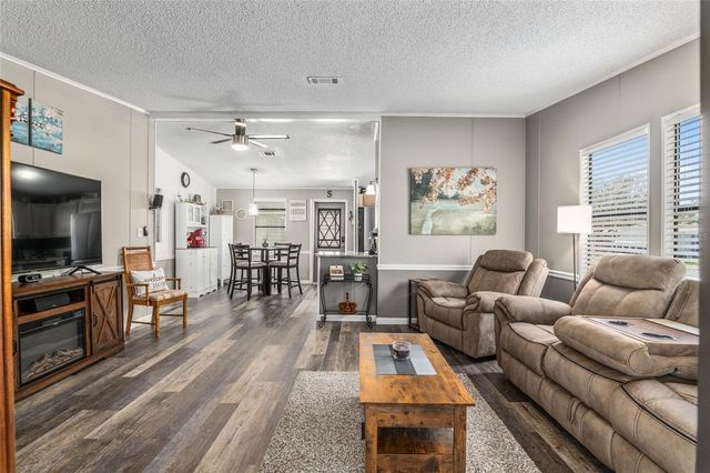 1727 HILTON HEAD BOULEVARD, Lady Lake, FL 32159