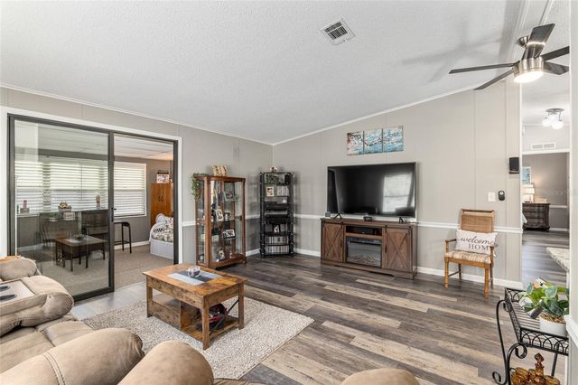 1727 HILTON HEAD BOULEVARD, Lady Lake, FL 32159