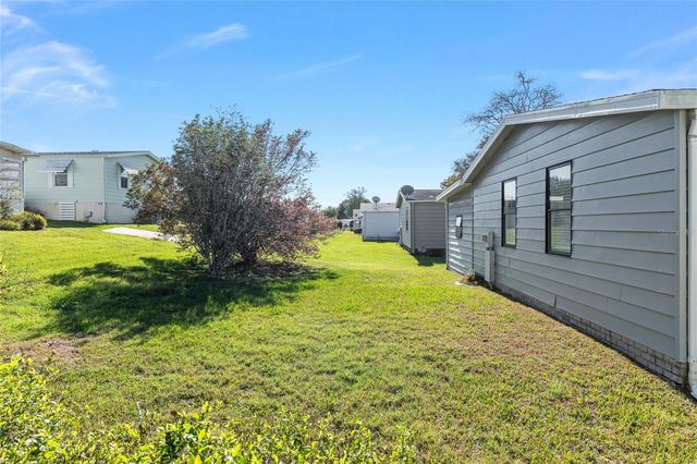 1727 HILTON HEAD BOULEVARD, Lady Lake, FL 32159