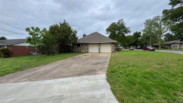 3736 S 95th East Avenue, Tulsa, OK 74145