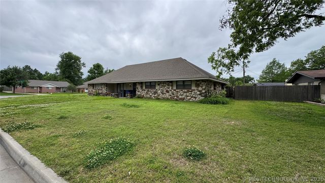 3736 S 95th East Avenue, Tulsa, OK 74145