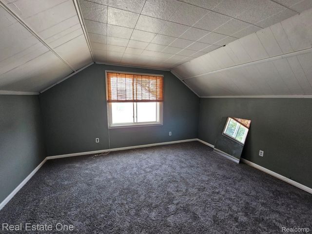 28316 Larchmont Street, St. Clair Shores, MI 48081