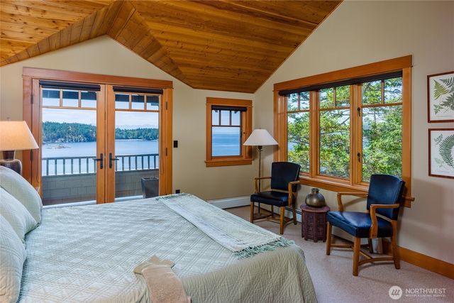 481 Grimes Riker Lane, Lopez Island, WA 98261