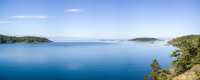 481 Grimes Riker Lane, Lopez Island, WA 98261