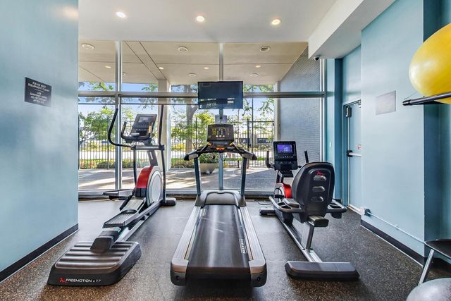 1150 N LAKE SHORE Drive 2B, Chicago, IL 60611