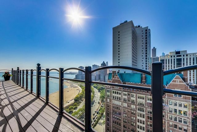 1150 N LAKE SHORE Drive 2B, Chicago, IL 60611