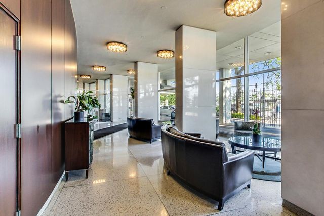 1150 N LAKE SHORE Drive 2B, Chicago, IL 60611