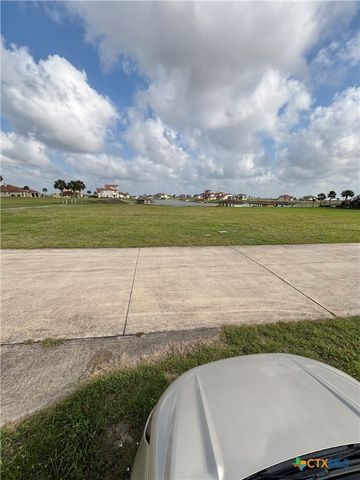 287 W Lago Loop Road, Port O'connor, TX 77982