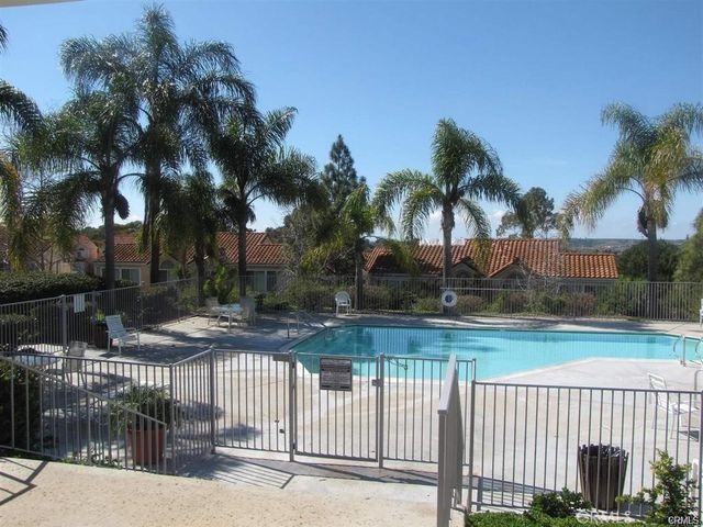 733 Vista Grande, Oceanside, CA 92057