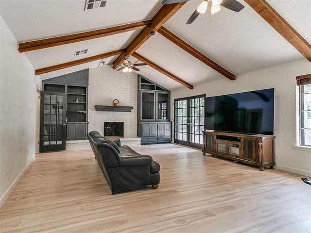 1514 Washington Street, Edmond, OK 73034