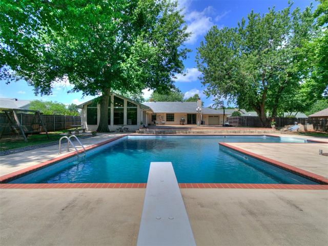 1514 Washington Street, Edmond, OK 73034
