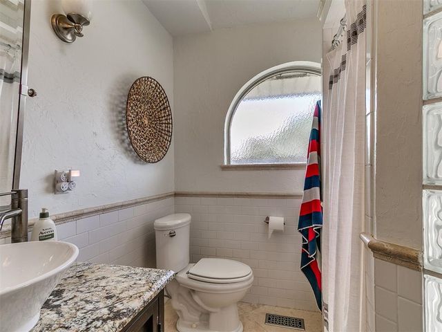 1514 Washington Street, Edmond, OK 73034