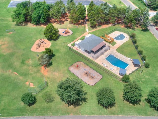 1514 Washington Street, Edmond, OK 73034