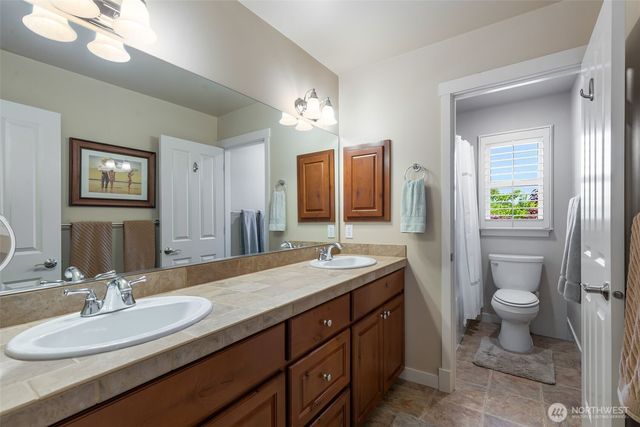 23431 NE 10th Place, Sammamish, WA 98074
