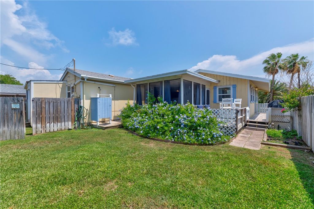 202 Trojan St, Port Aransas, TX 78373 — photo 4