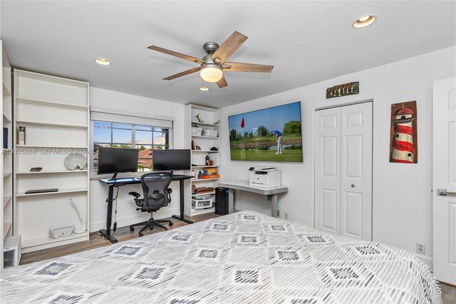 2505 Hunters Run Way, Weston, FL 33327