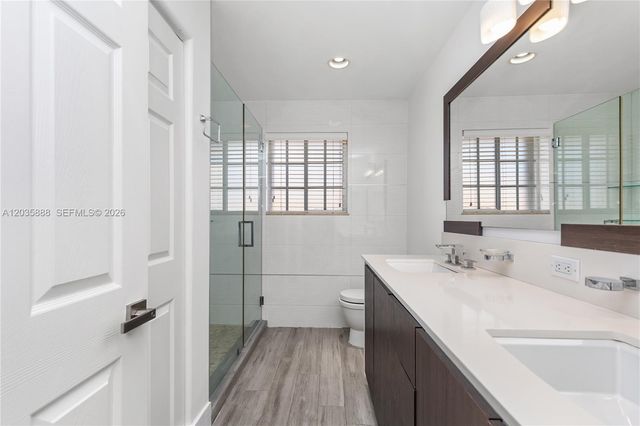 2505 Hunters Run Way, Weston, FL 33327