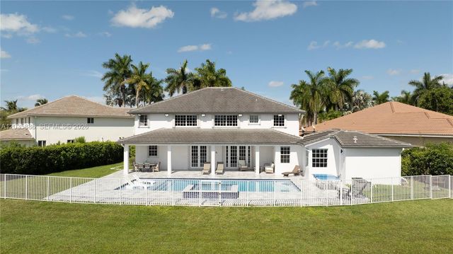 2505 Hunters Run Way, Weston, FL 33327