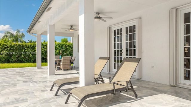 2505 Hunters Run Way, Weston, FL 33327