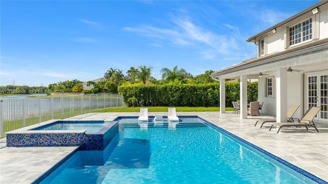 2505 Hunters Run Way, Weston, FL 33327