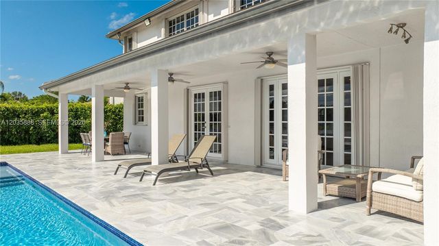 2505 Hunters Run Way, Weston, FL 33327