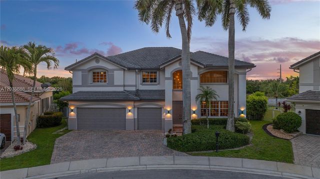 2505 Hunters Run Way, Weston, FL 33327