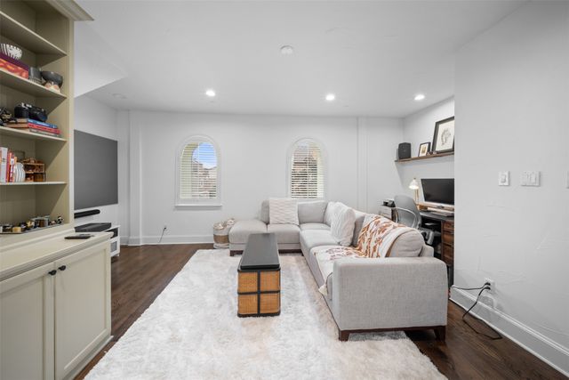 3605 Live Oak Street, Dallas, TX 75204