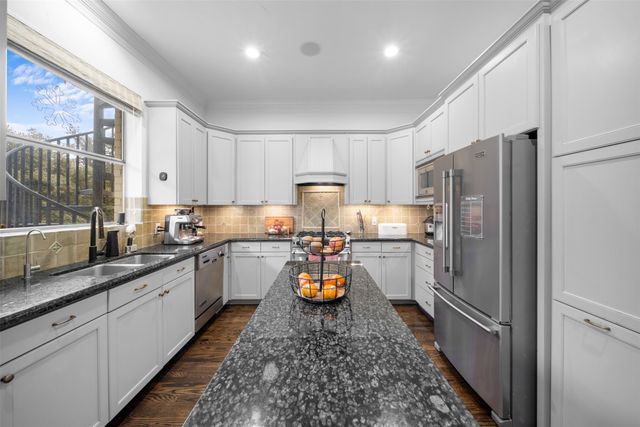 3605 Live Oak Street, Dallas, TX 75204