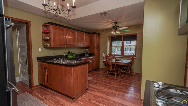 200 E 14th ST, Horton, KS 66439